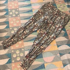 H&M harem style printed pant in very good condition